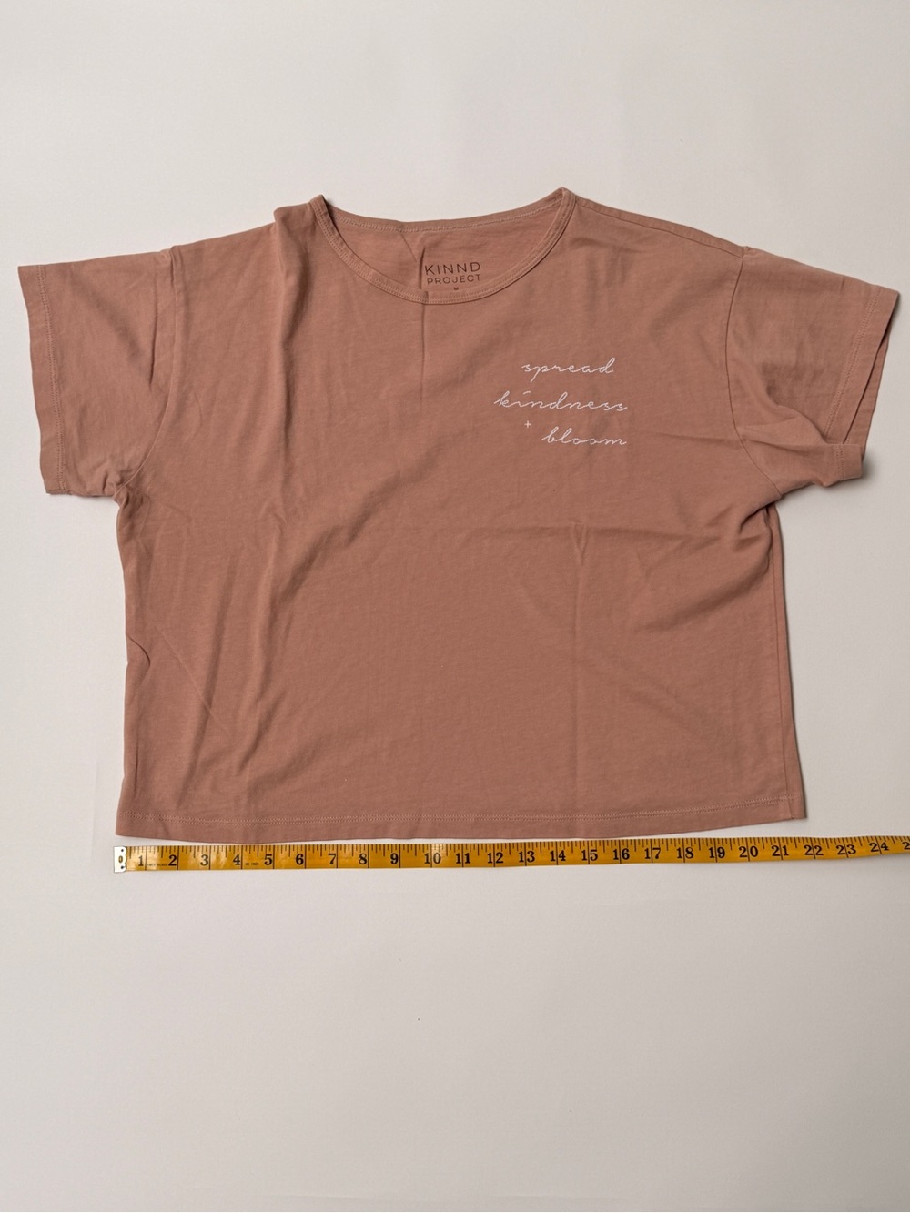 Women's Dusty Rose Crop Tee - Spread Kindness Bloom